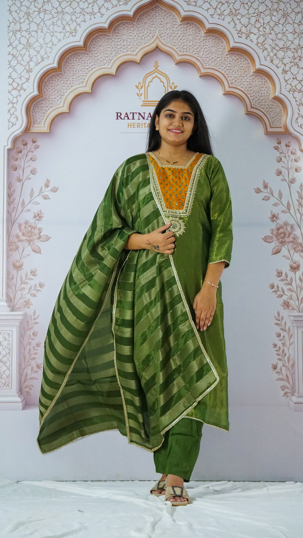 D NO 183 GREEN