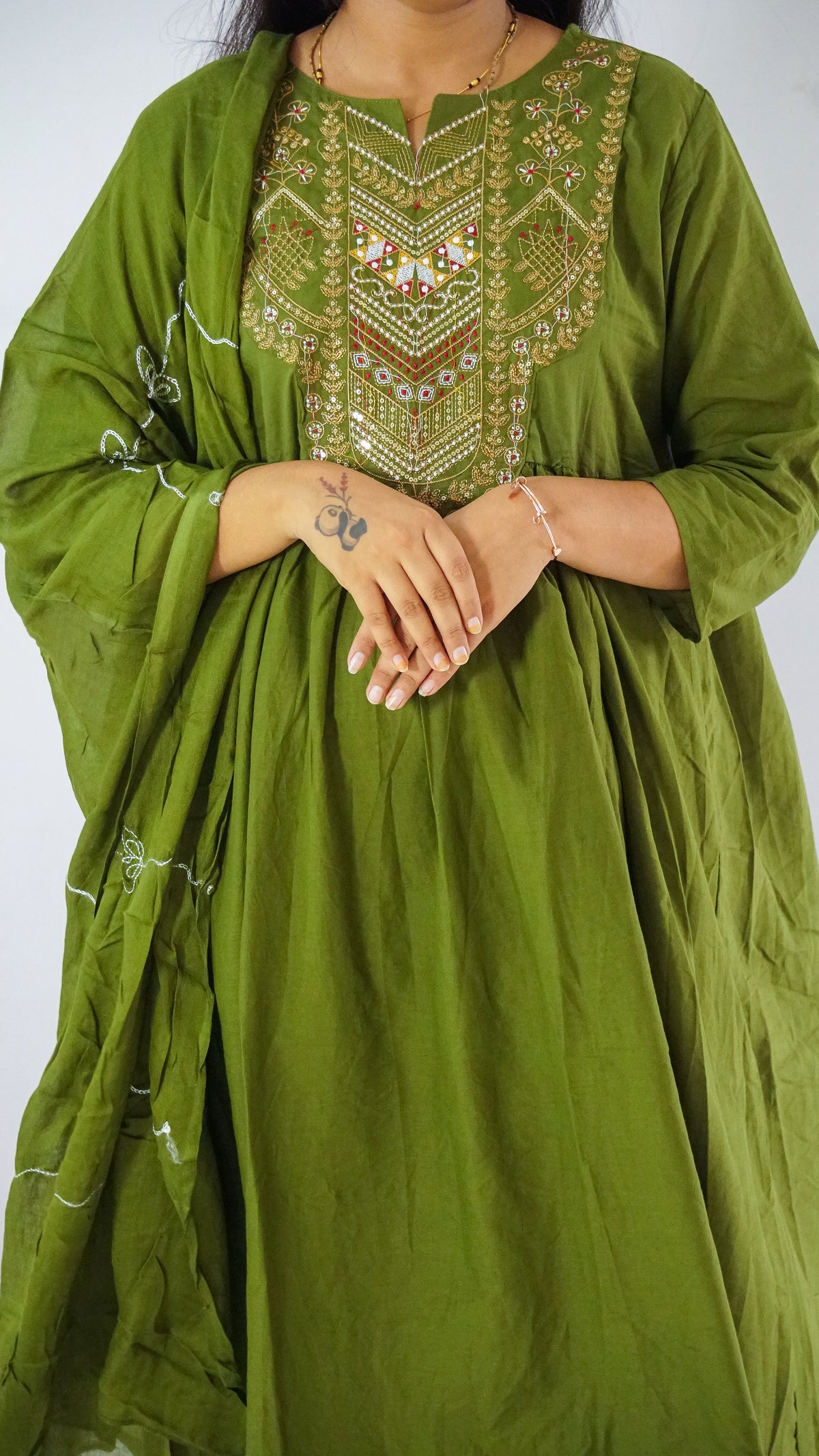 GREEN JARI
