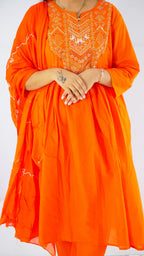 ORANGE JARI