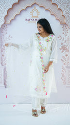 WHITE S 1118